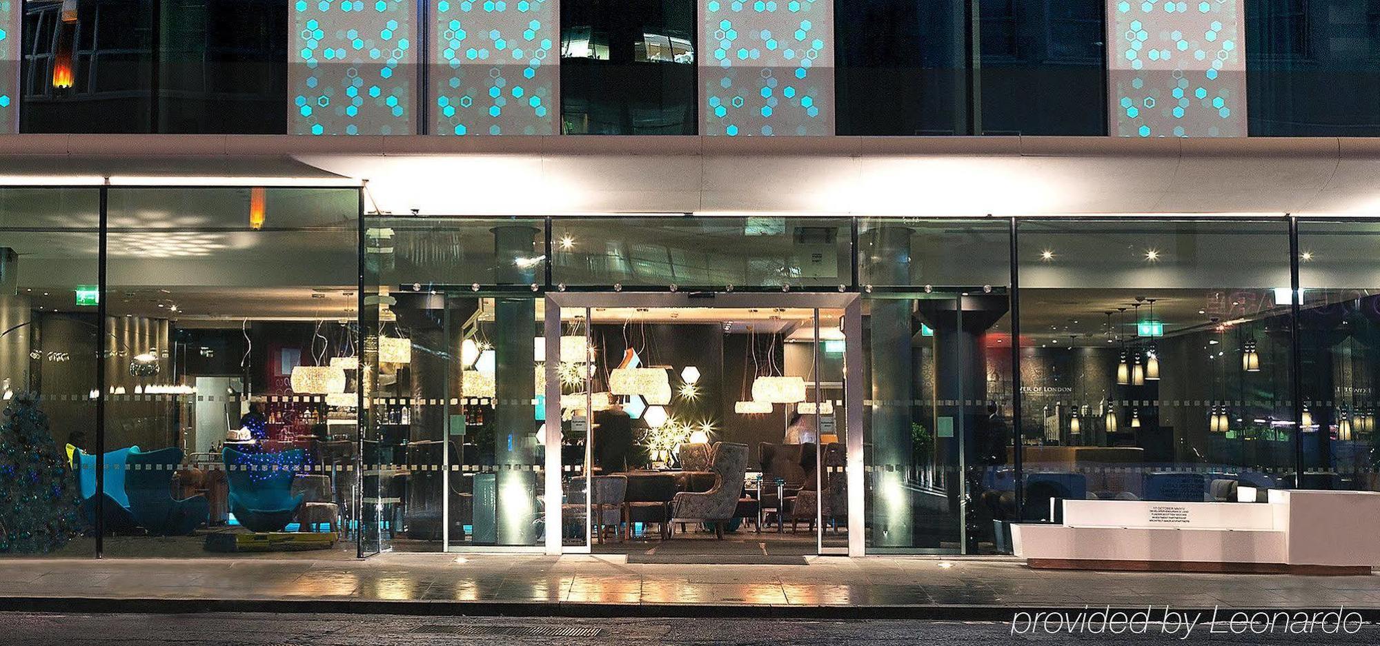 Motel One London-Tower Hill Екстер'єр фото